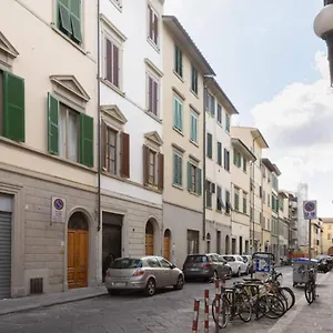 Le Ruote, Charming Italia