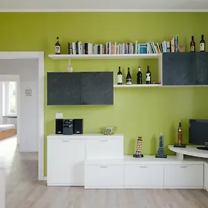 https://la-casetta-di-erica.it-lombardy.com