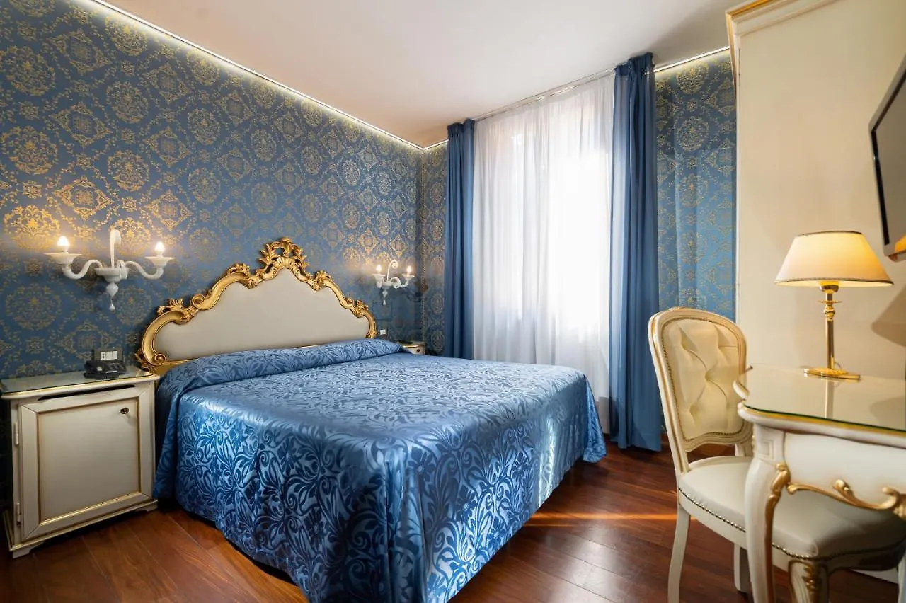 Hotel Santa Marina Venice 4*,